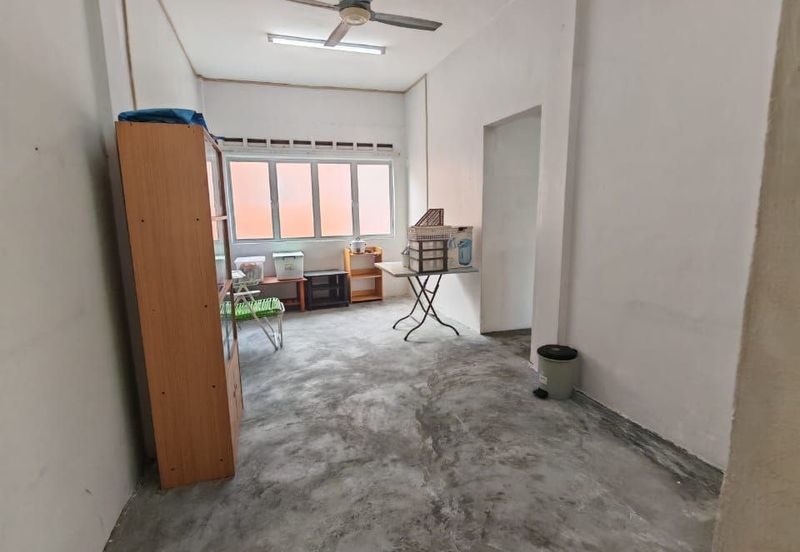 Taman Pulai Utama Flat