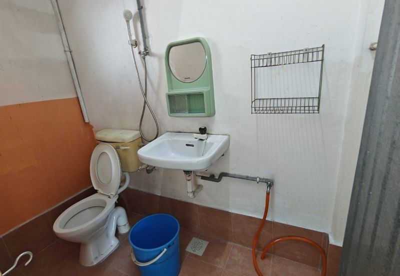 Taman Pulai Utama Flat