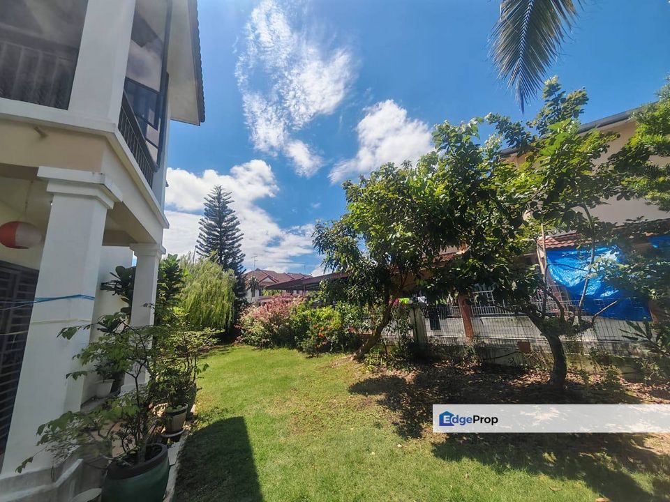 Mutiara Rini Big Corner 2 storey terrace Kitchen Fully Extented Below market price  , Johor, Skudai