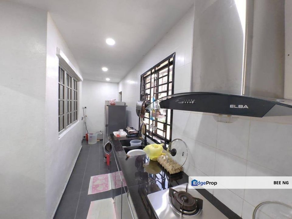 Bandar Putra Kulai @ Jalan Kasawari double storey full loan cash back , Johor, Kulai