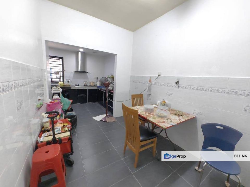 Bandar Putra Kulai @ Jalan Kasawari double storey full loan cash back , Johor, Kulai