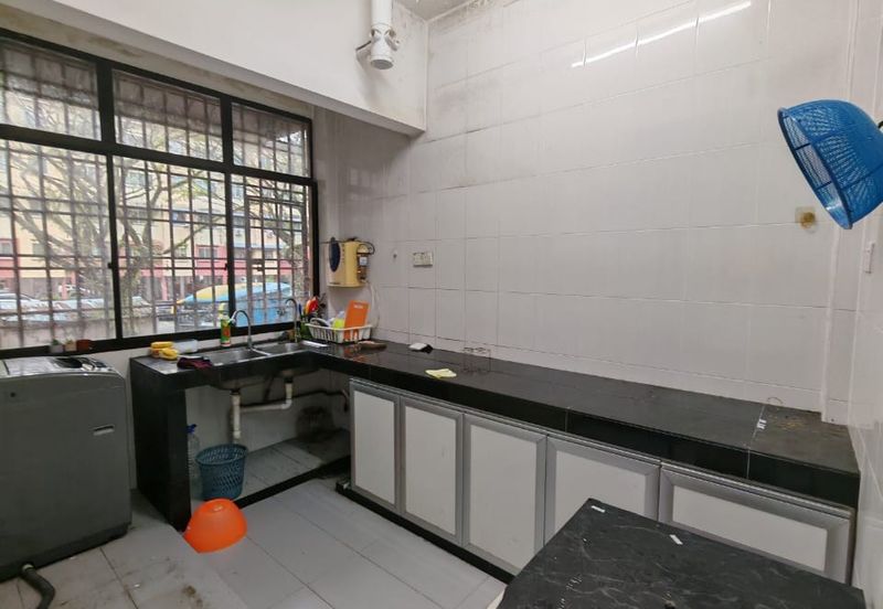 Taman Pulai Utama Flat