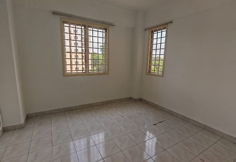 Pangsapuri Persiaran Tanjung