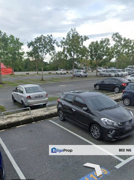 Sutera Utama / Jalan Sutera Tanjung / Ground Floor Shop / Facing Big Carpark , Johor, Skudai