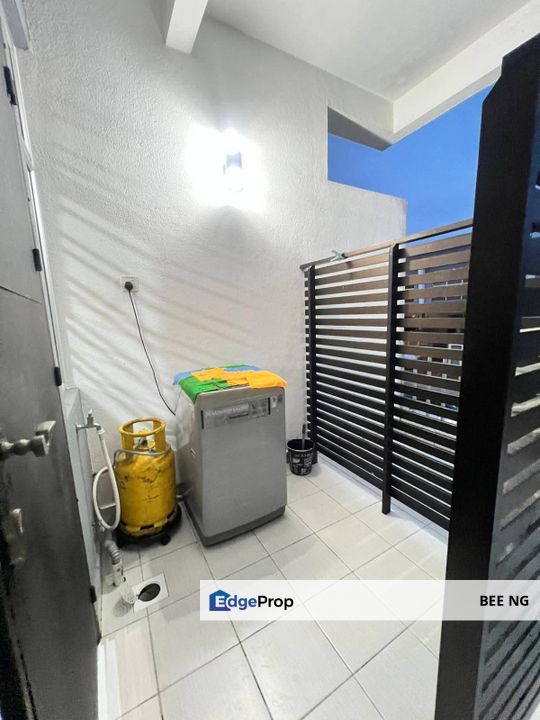 Imperial Jade Residenz Seria Alam 2.5 storey terrace partial furnish renovate g&g, Johor, Masai