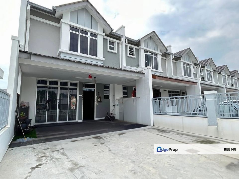 Sapphire Hills / Kangkar Pulai / Unblock View / End Lot / Full Loan / Double Storey Terrace , Johor, Johor Bahru