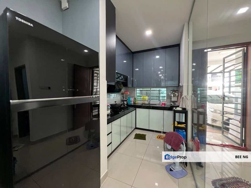 Imperial Jade Residenz 2 storey terrace renovate good condition , Johor, Masai