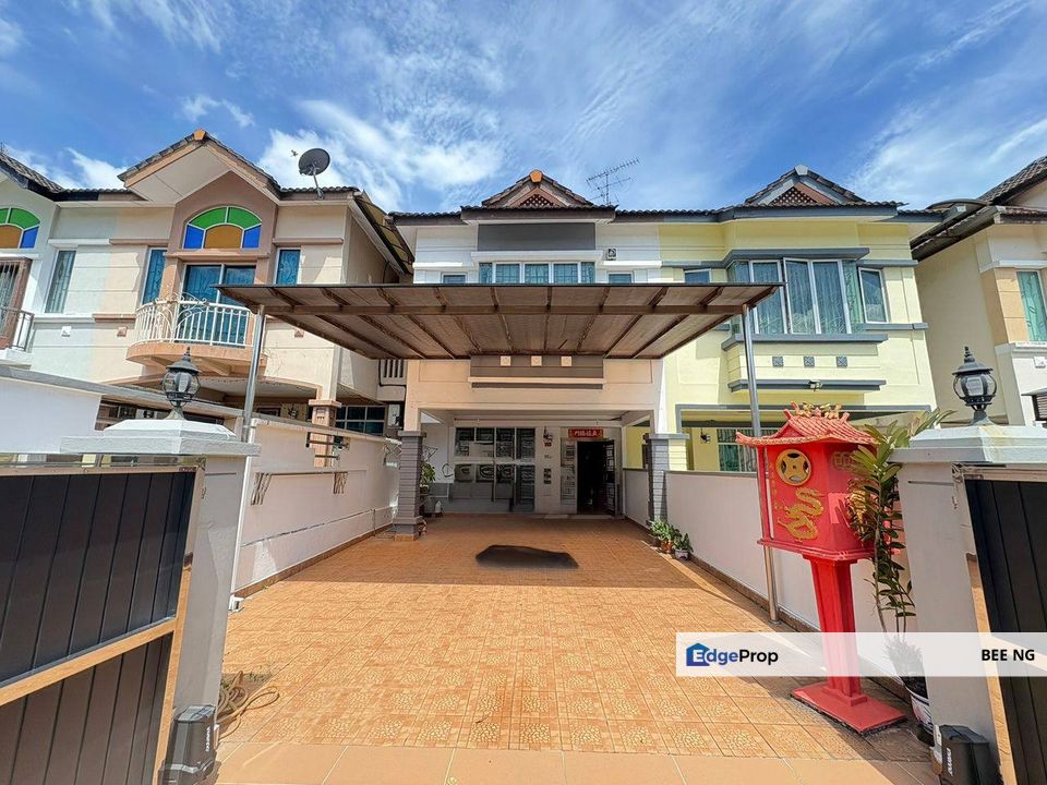 Taman Sri Pulai Perdana Double Storey 20x75 G&G Fully Renovated , Johor, Skudai