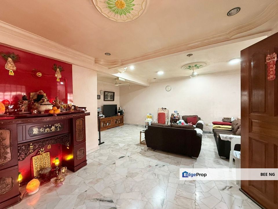 Taman Sri Pulai Jalan Meranti 2 storey terrace good condition renovate full loan  , Johor, Skudai