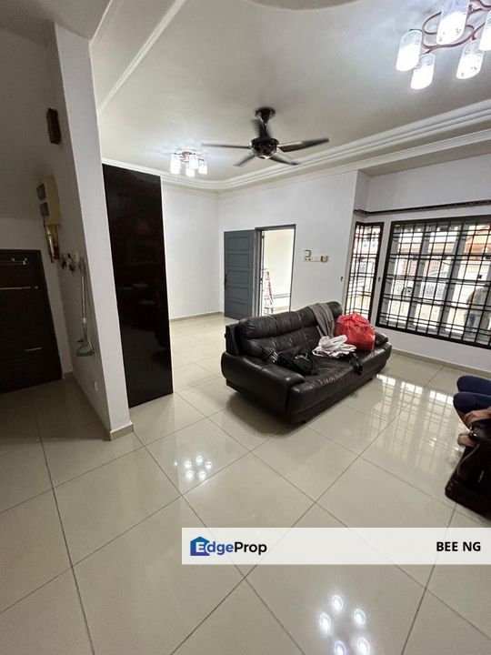 Taman Mutiara Rini Jalan Utama 2 storey terrace fully furnished for rent, Johor, Skudai