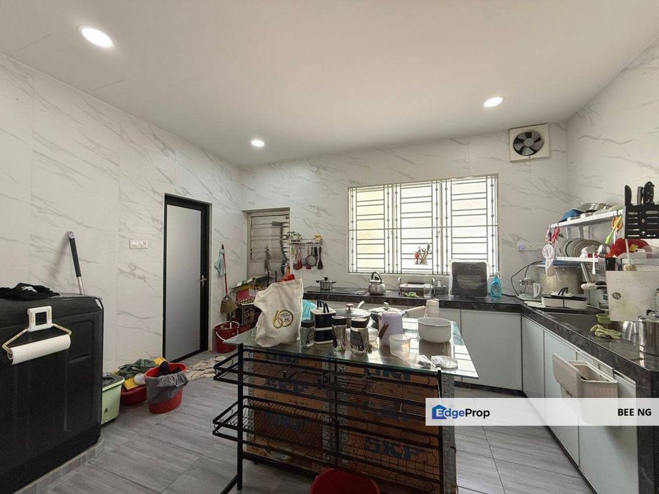 Nusantara Prima @ Ge;ang Patah / 2 storey terrace 24x70 / Good condition / unblock / cheapest market price , Johor, Gelang Patah
