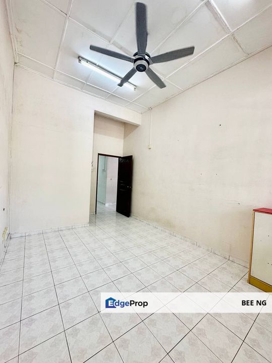 Taman Sutera Perling @ Jalan Sutera Hijau Single Storey 22x70 Best Deal, Johor, Johor Bahru