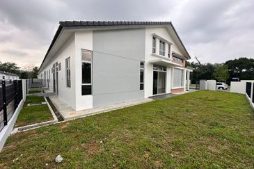 Bukit Impian, Taman Impian Emas