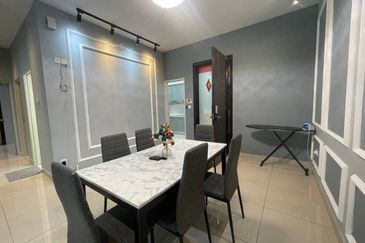 D'Summit Residences @ Kempas Utama