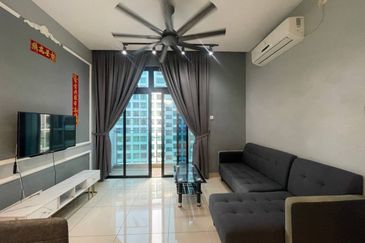 D'Summit Residences @ Kempas Utama