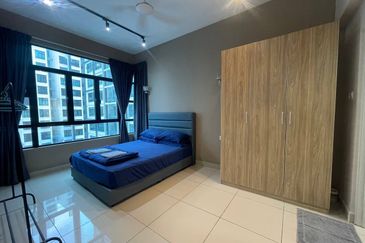 D'Summit Residences @ Kempas Utama