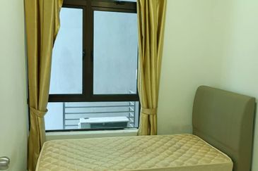 D'Summit Residences @ Kempas Utama