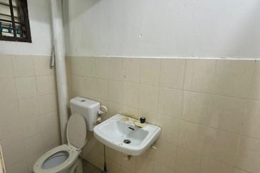 Taman Pulai Utama Flat