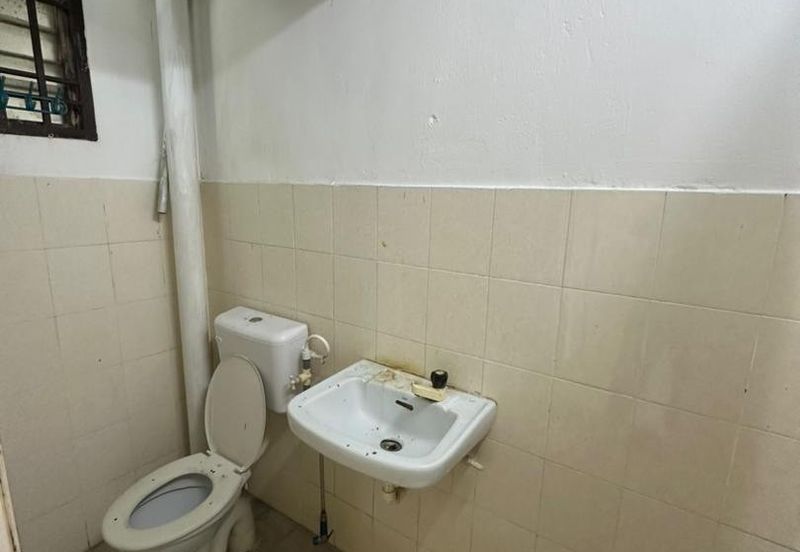 Taman Pulai Utama Flat