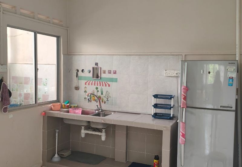 Taman Pulai Utama Flat