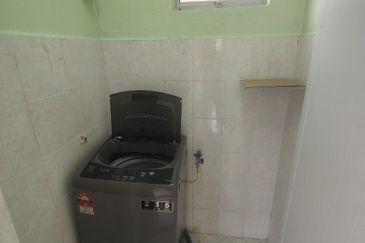 Taman Pulai Utama Flat