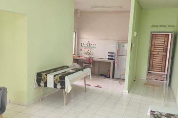 Taman Pulai Utama Flat