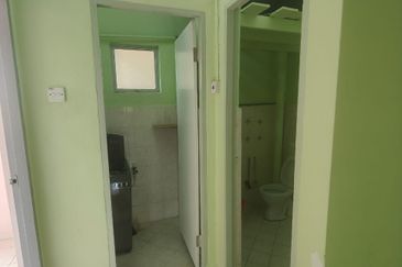 Taman Pulai Utama Flat