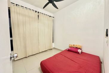 Dedaun Hijau (Greenfield Regency)