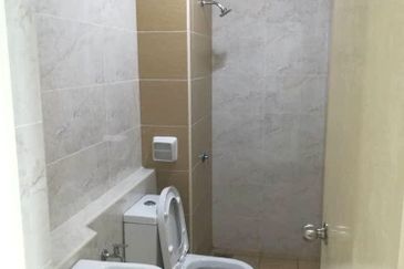 D'Summit Residences @ Kempas Utama