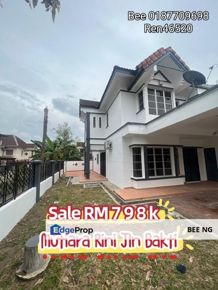 Taman Mutiara Rini Jalan Bakti 2 Storey Terrace End Lot With Land Full Loan - for sale, Johor, Skudai