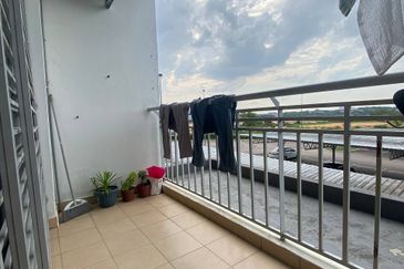 Seri Austin Luxury Apartment