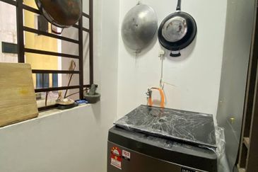 Seri Austin Luxury Apartment