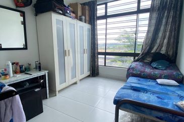 Seri Austin Luxury Apartment