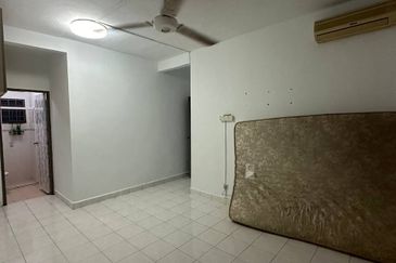 Selesa Puteri Condominium