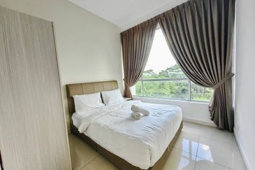 Dedaun Hijau (Greenfield Regency)