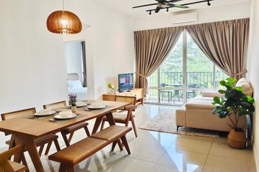 Dedaun Hijau (Greenfield Regency)