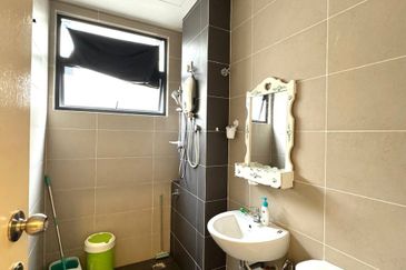 Horizon Hills @ Valley West 2 Storey Terrace 22x75 - for sale 