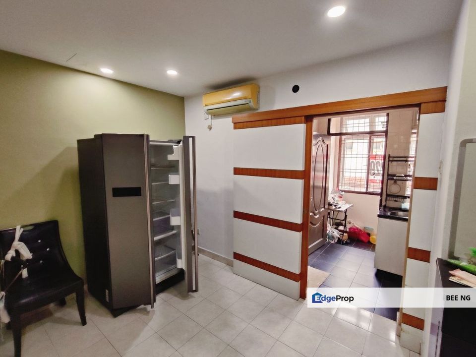 Nusavilla @ Taman Nusa Bestari Jaya Lowest Full Loan 4bedromm Townhouse @ Skudai nearby Sutera , Johor, Skudai