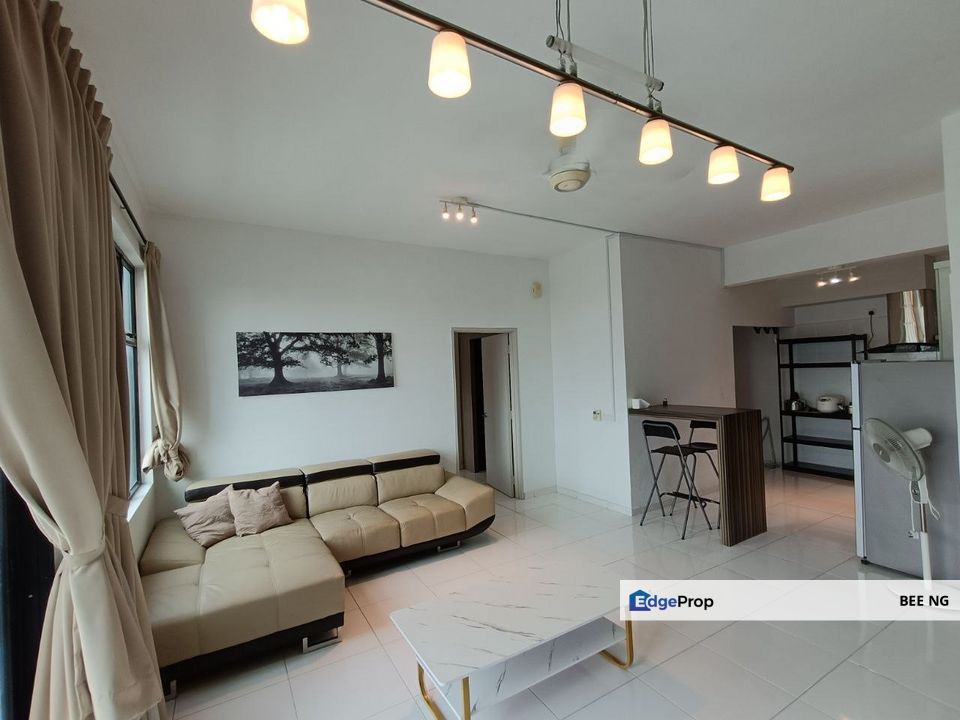 Sky Executive Suites @ Bukit Indah Lotus 1+1 bed 751sqft lowest market price Fully Renovate , Johor, Johor Bahru