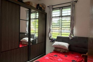 Indah Court Apartment