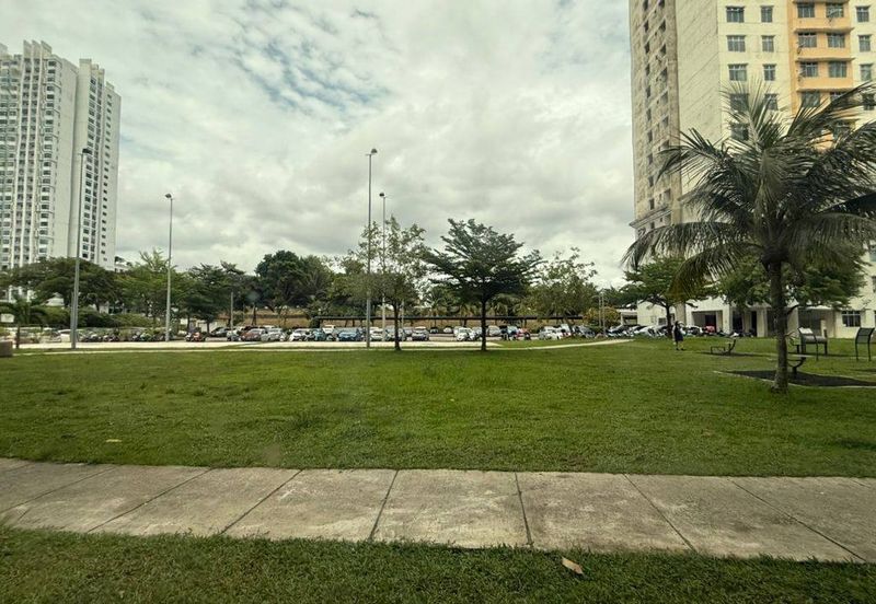 Indah Court Apartment