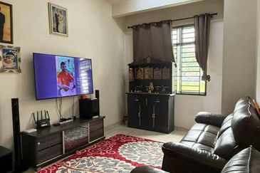 Indah Court Apartment