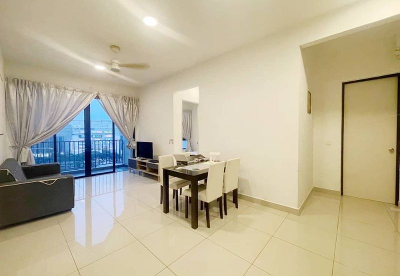 Dedaun Hijau (Greenfield Regency)