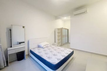 Dedaun Hijau (Greenfield Regency)