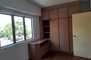 Juara Suria Apartment