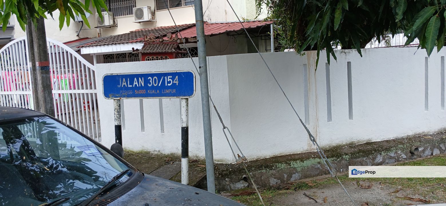 Double storey link house Taman Dalilia Sale, Kuala Lumpur, Cheras