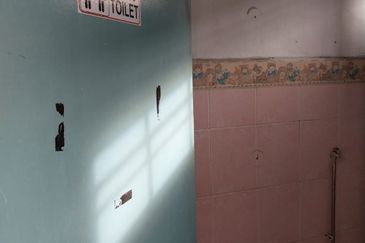 Kiambang Apartment Serdang For Sale