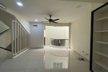 Bukit Mandarina For Sale 