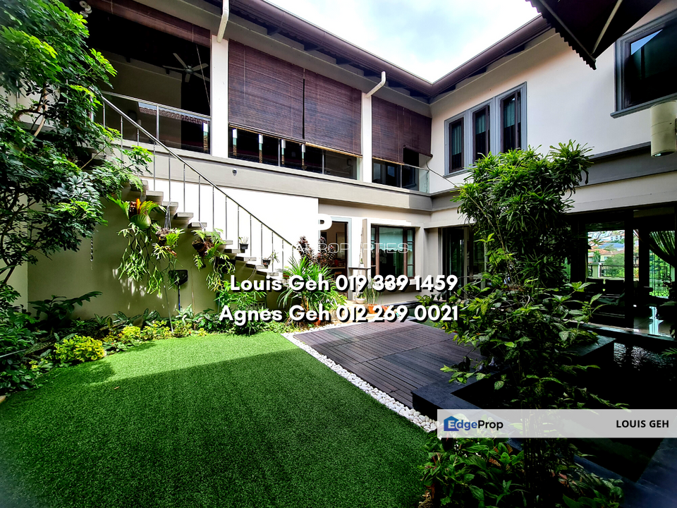 Modern Luxury Bungalow with Panaromic View of Tropicana Golf Course for