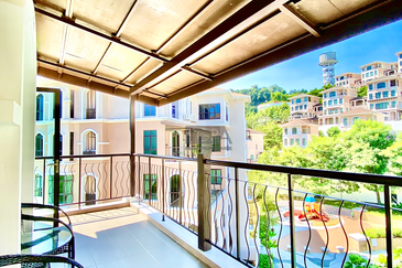 Moonlight Bay CondoVilla